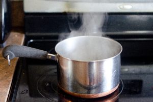 鍋とコンロ